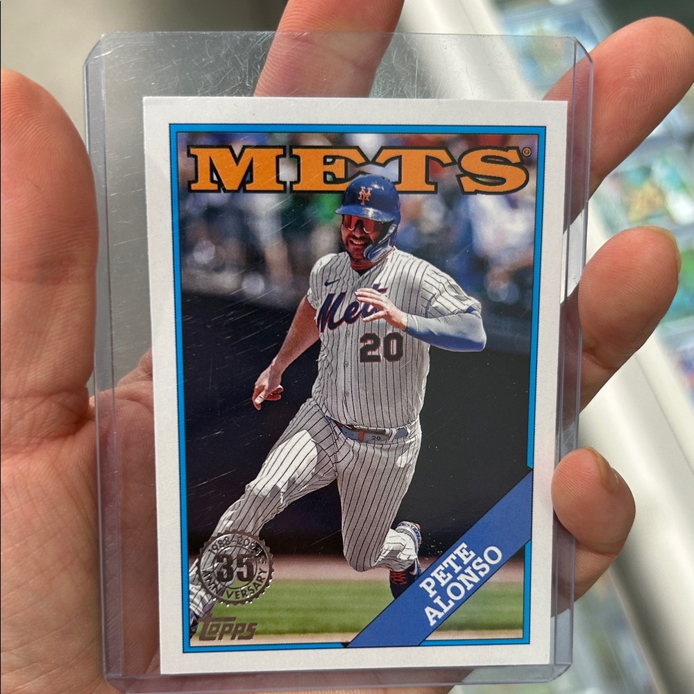 Topps Pete Alonso Baseball Card